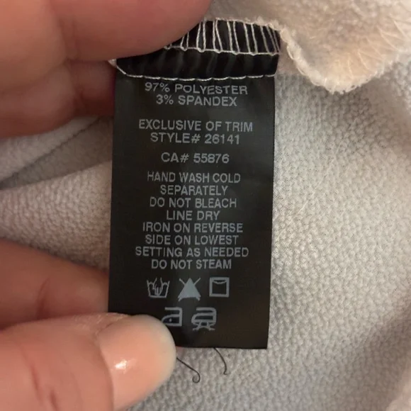 ARTIZAN ROBIN BARRÉ White Ruffle Top - Picture 5 of 5